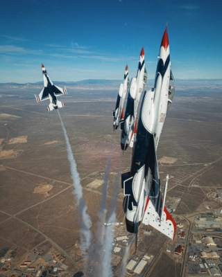 U.S. Air Force Thunderbirds in a vertical formation